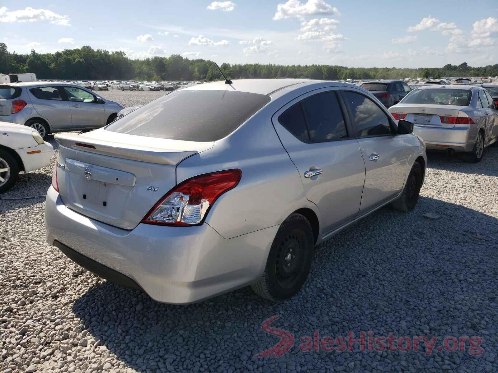 3N1CN7AP5JK427495 2018 NISSAN VERSA