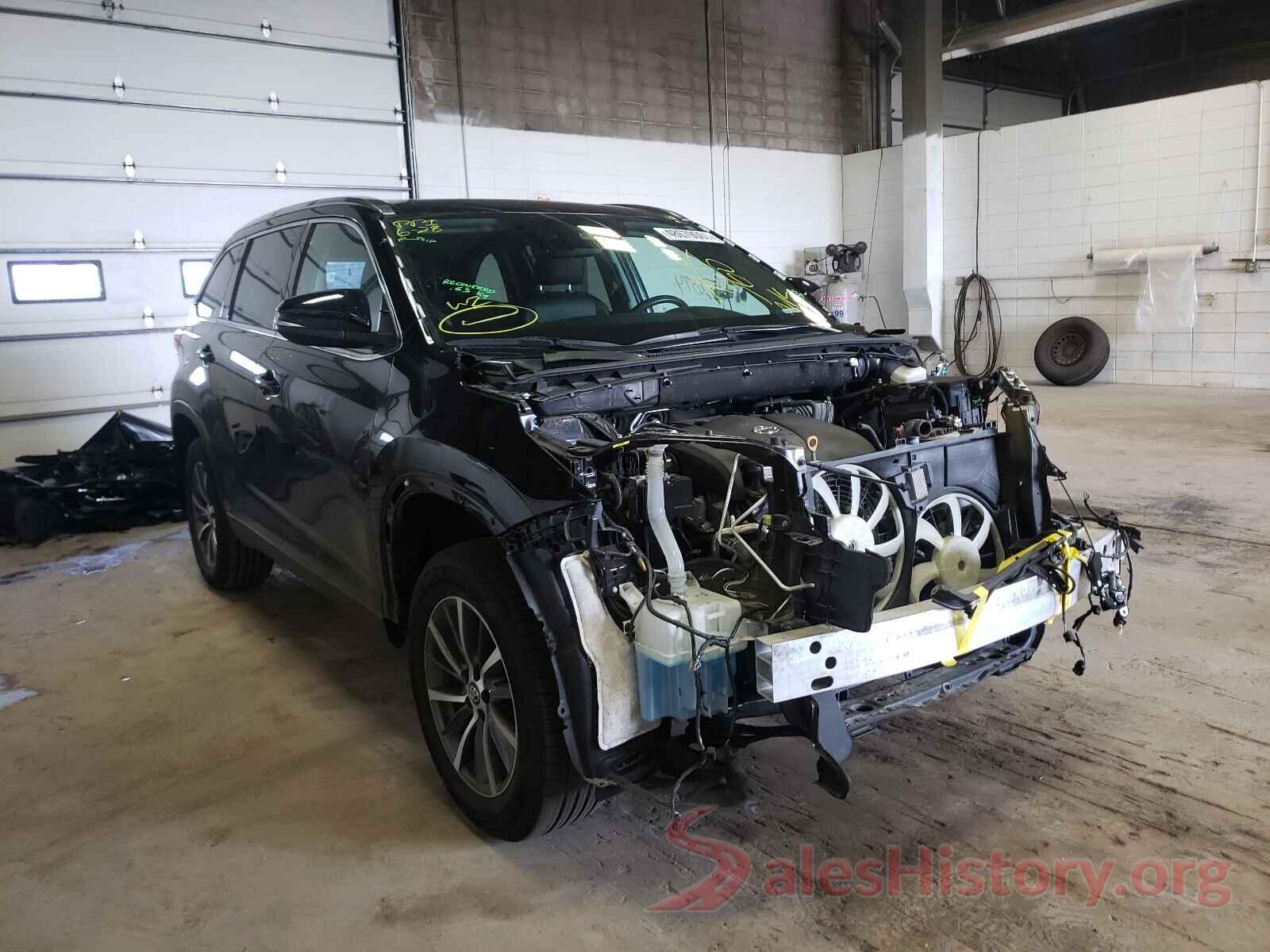 5TDJZRFH2KS585059 2019 TOYOTA HIGHLANDER