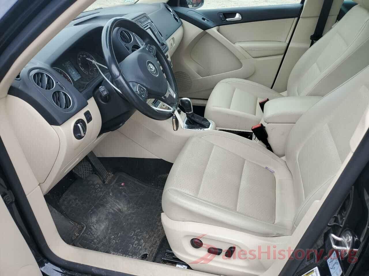 WVGSV7AX9HK032410 2017 VOLKSWAGEN TIGUAN