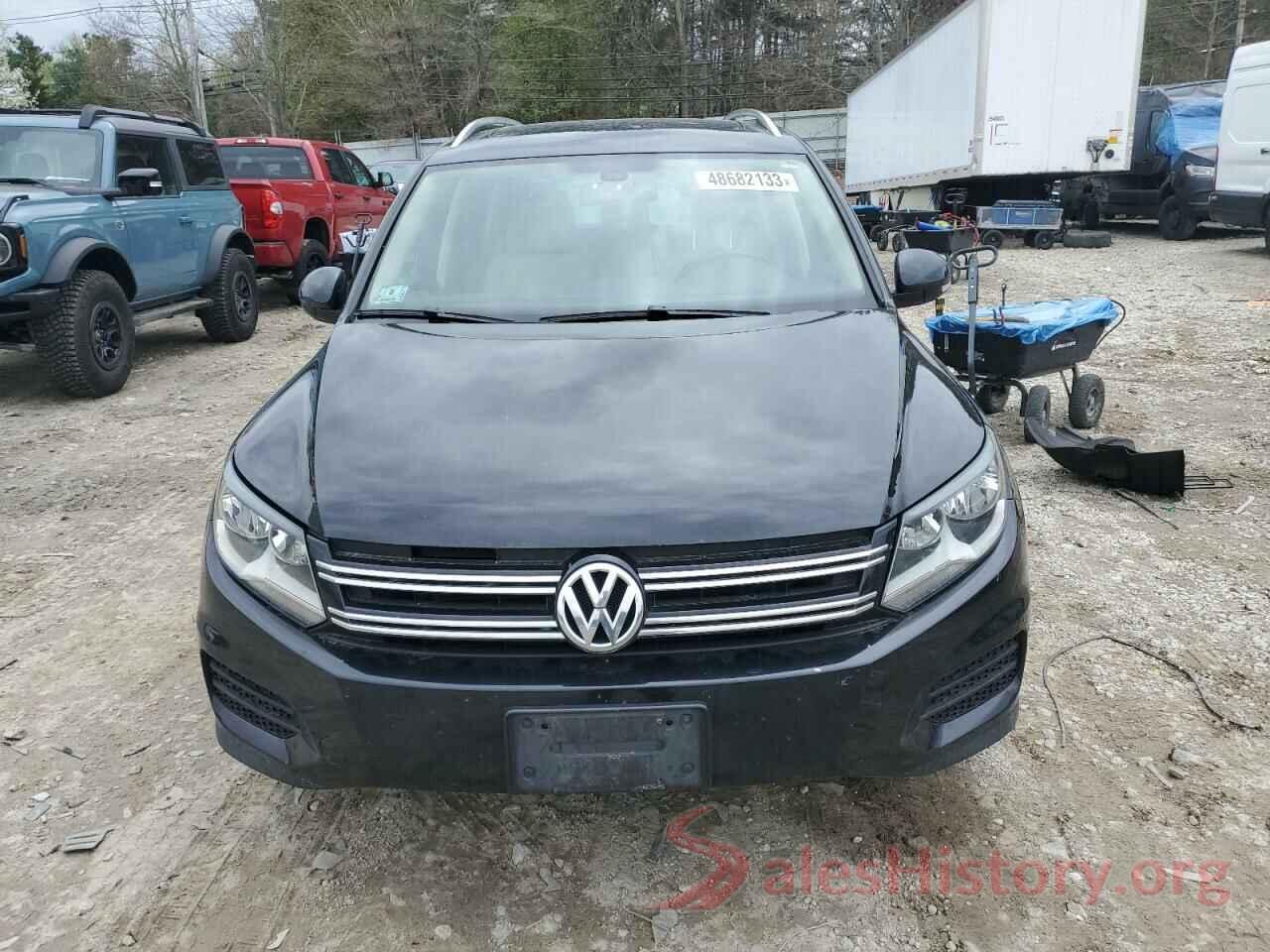 WVGSV7AX9HK032410 2017 VOLKSWAGEN TIGUAN