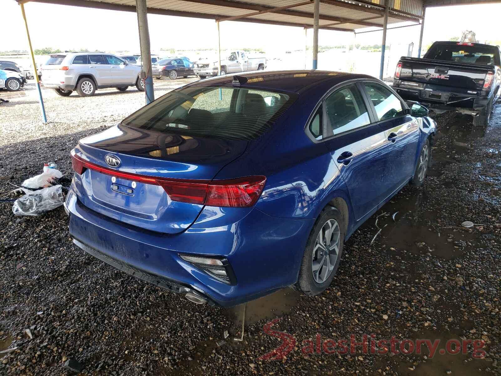 3KPF24AD4ME343520 2021 KIA FORTE