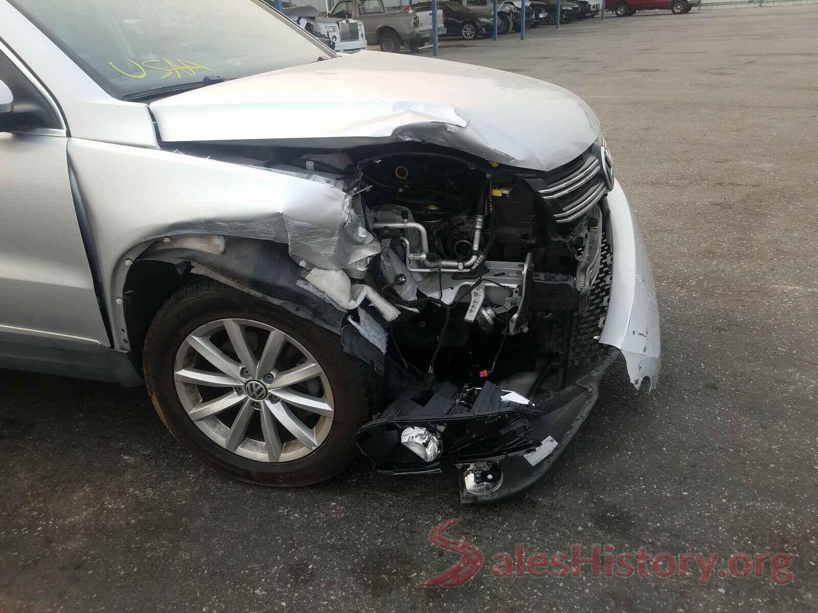 WVGSV7AX5HK014003 2017 VOLKSWAGEN TIGUAN