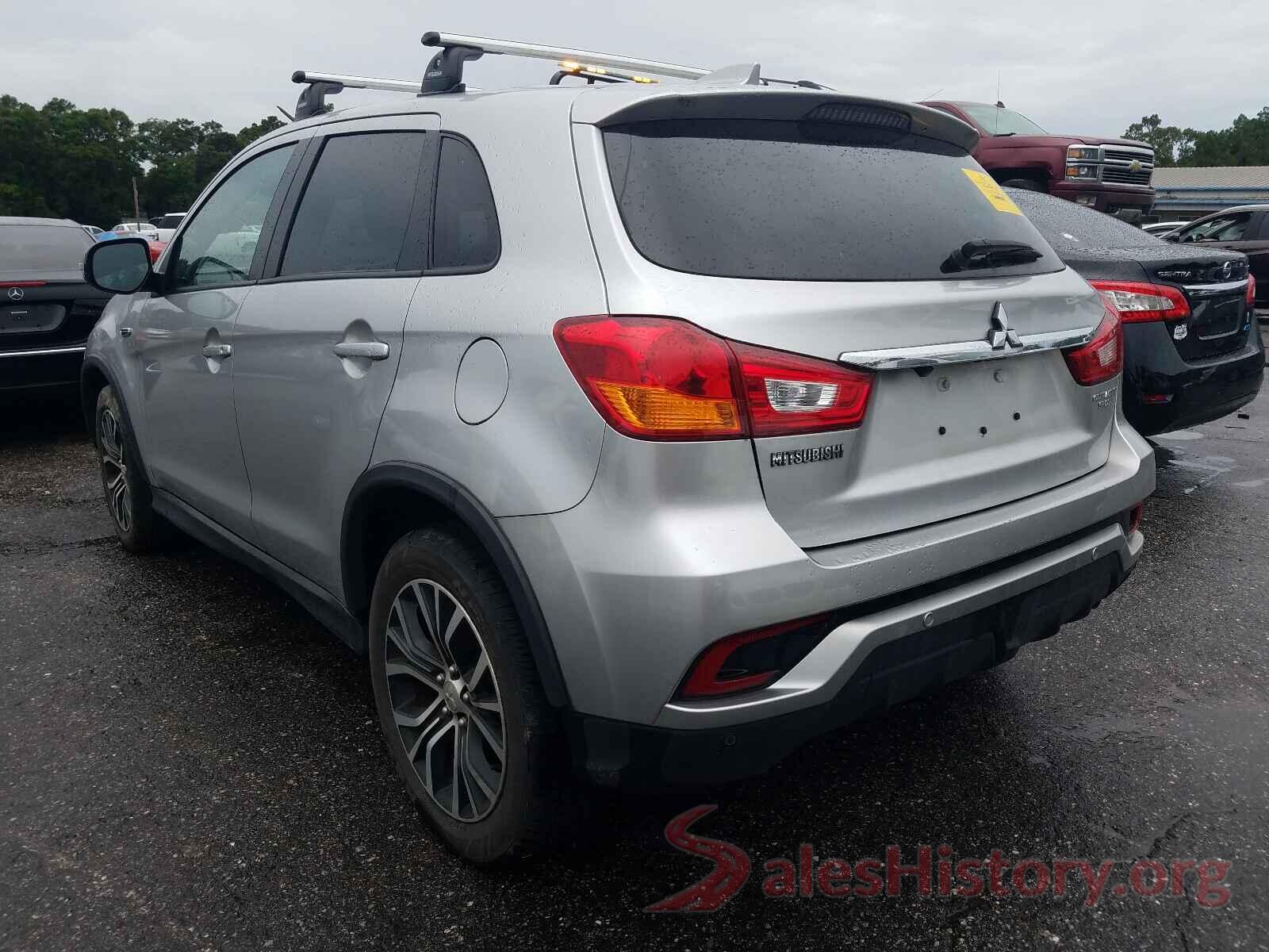 JA4AP3AUXJU023986 2018 MITSUBISHI OUTLANDER