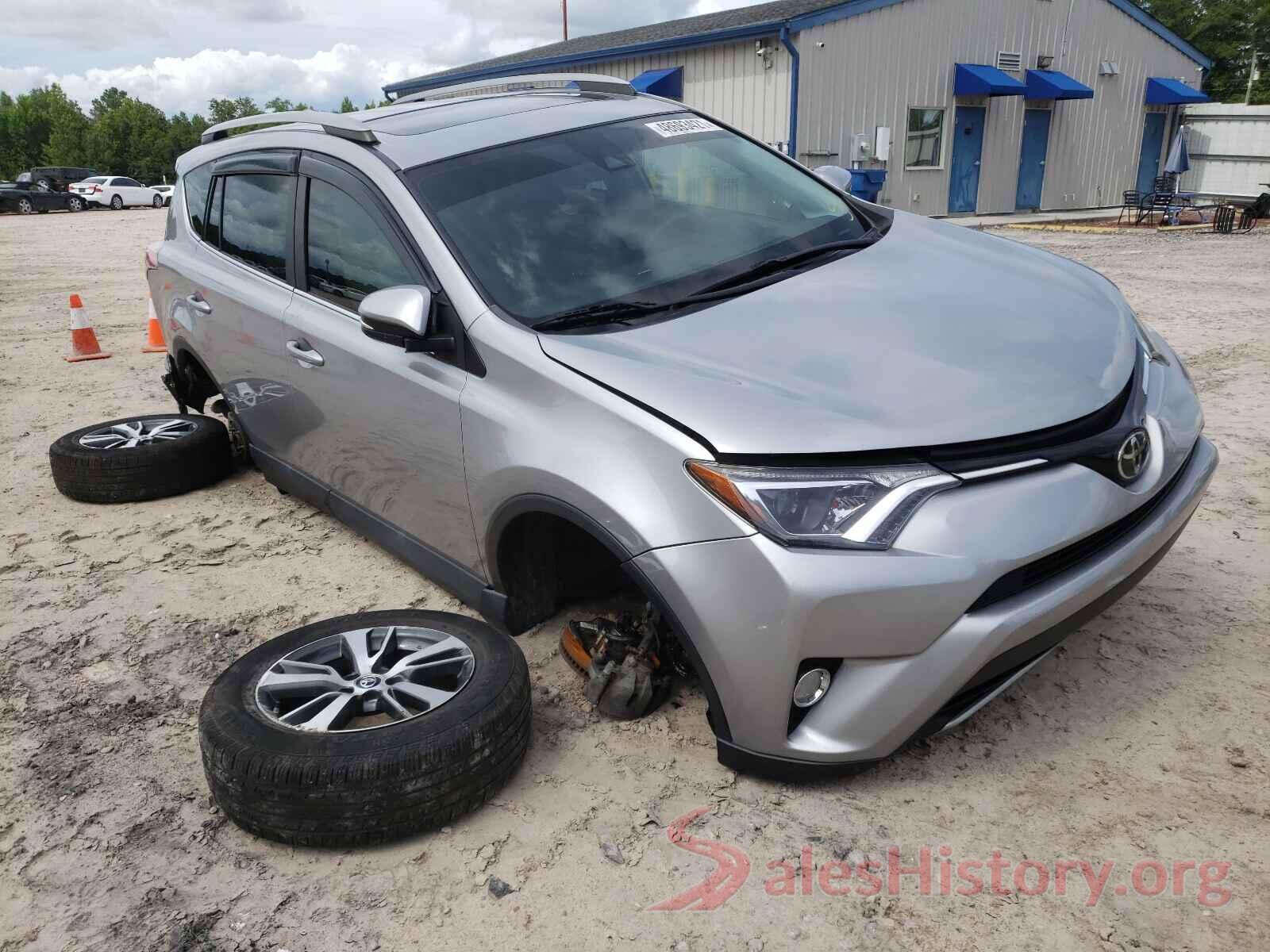 2T3WFREV5JW431688 2018 TOYOTA RAV4