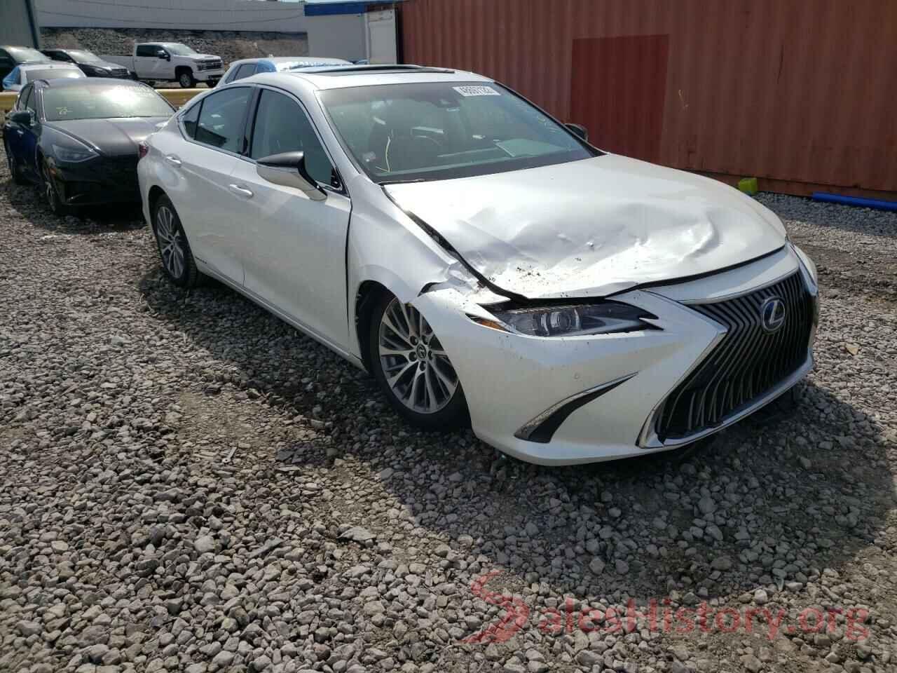 58AD21B1XLU004792 2020 LEXUS ES300