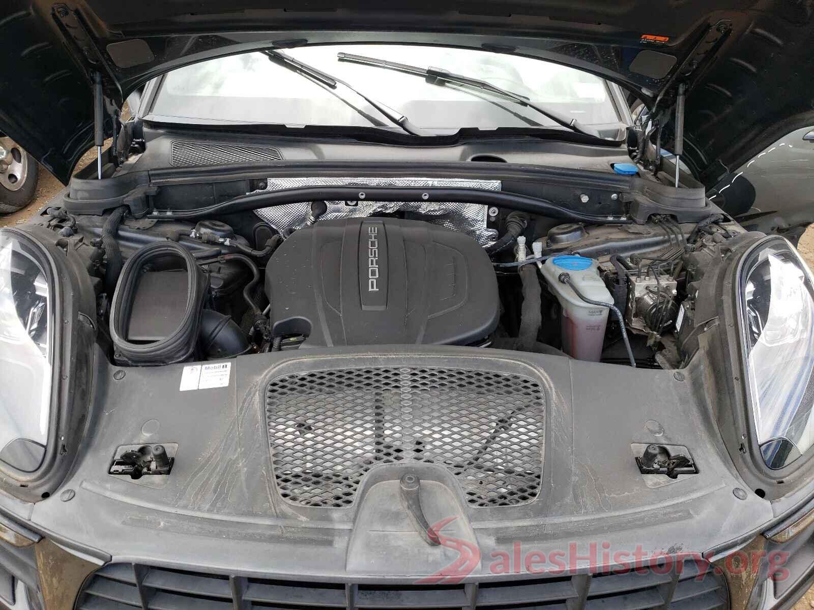 WP1AA2A58JLB01003 2018 PORSCHE MACAN