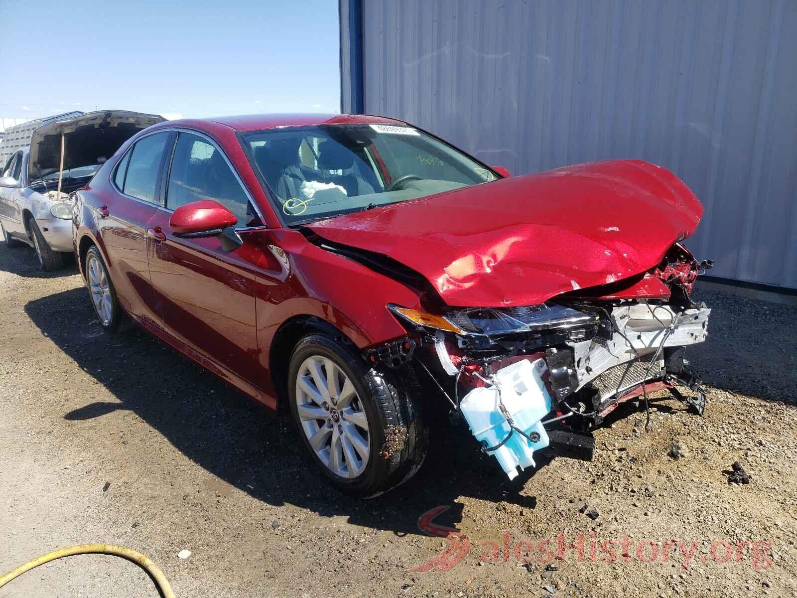 4T1B11HK1KU726152 2019 TOYOTA CAMRY