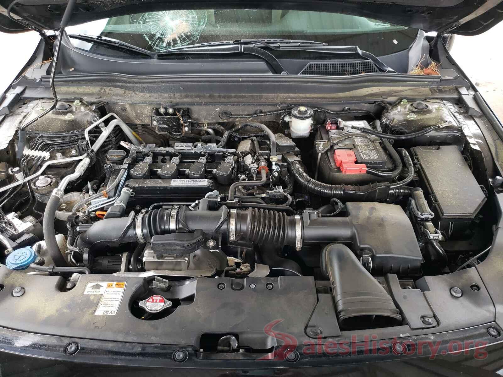 1HGCV1F58JA190439 2018 HONDA ACCORD