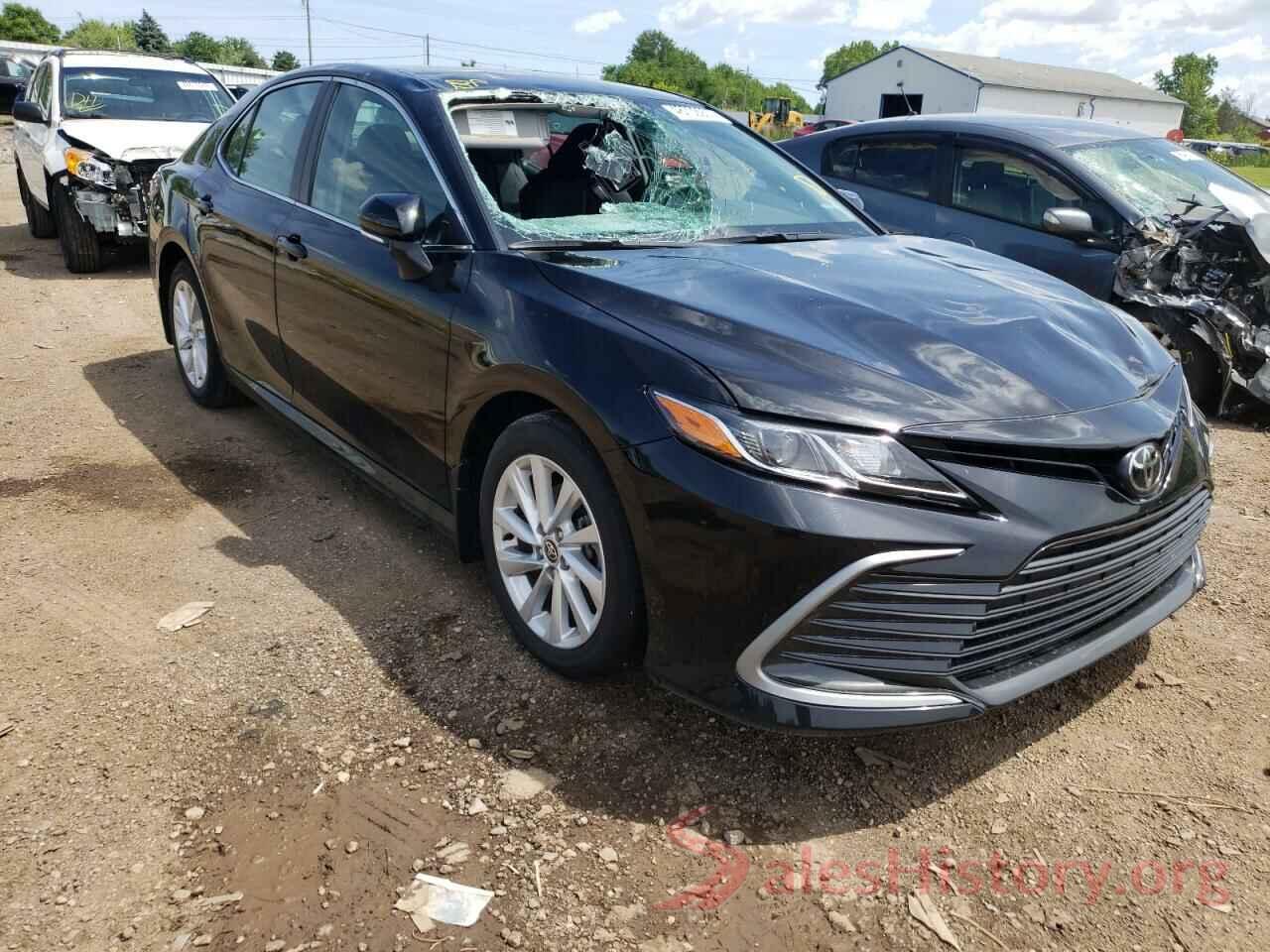 4T1R11AK0MU595646 2021 TOYOTA CAMRY