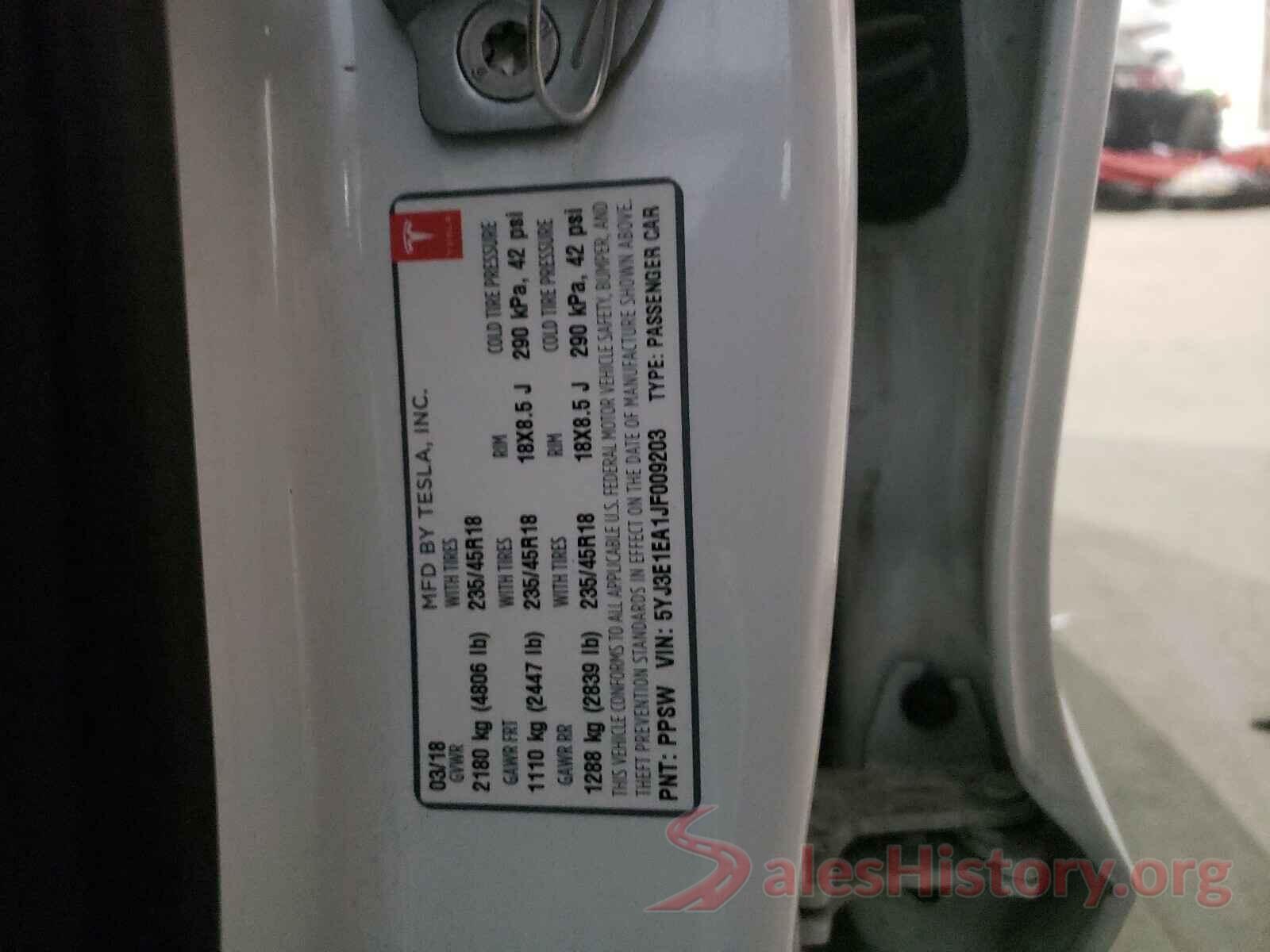 5YJ3E1EA1JF009203 2018 TESLA MODEL 3