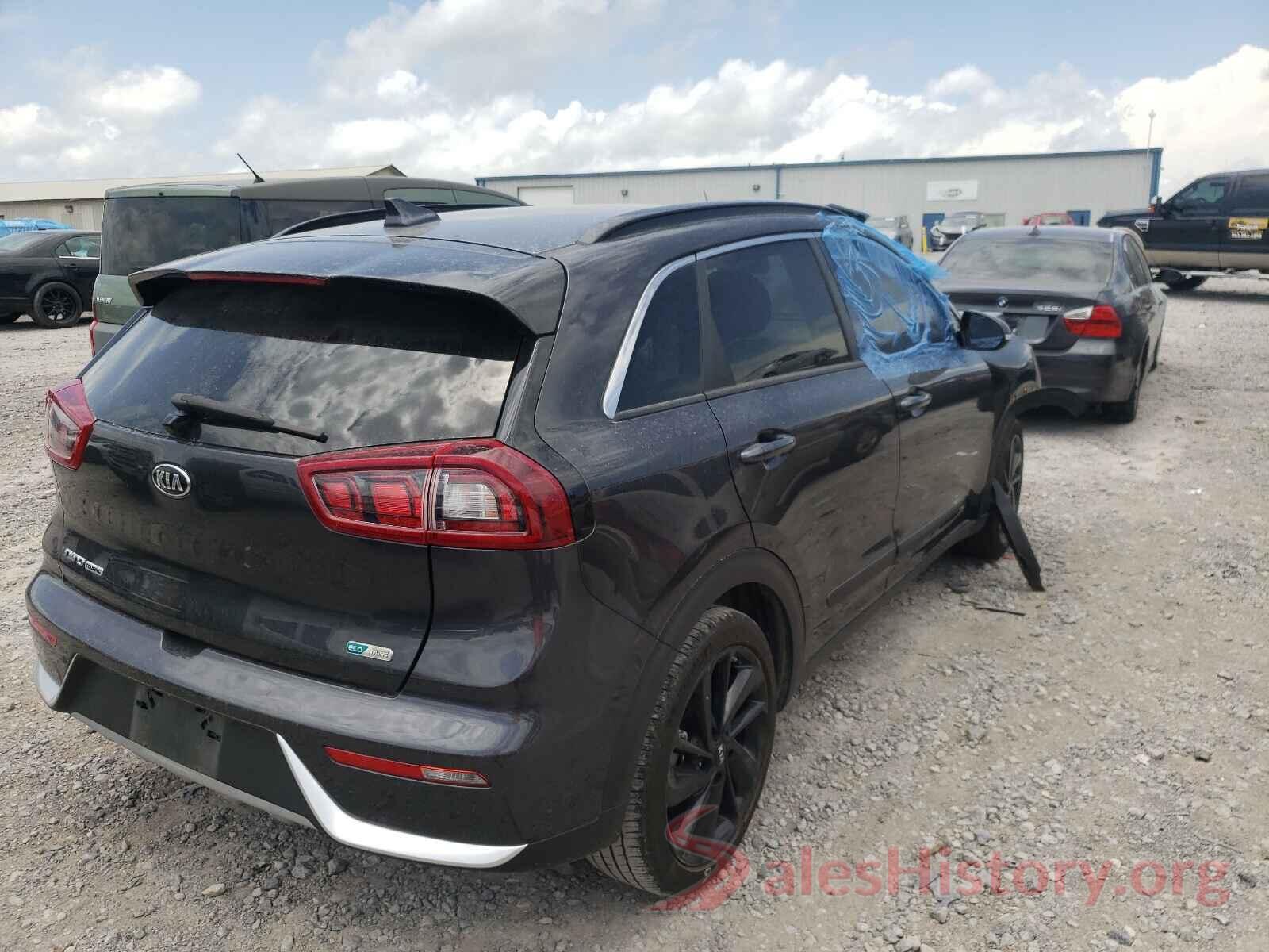 KNDCC3LC1K5298074 2019 KIA NIRO