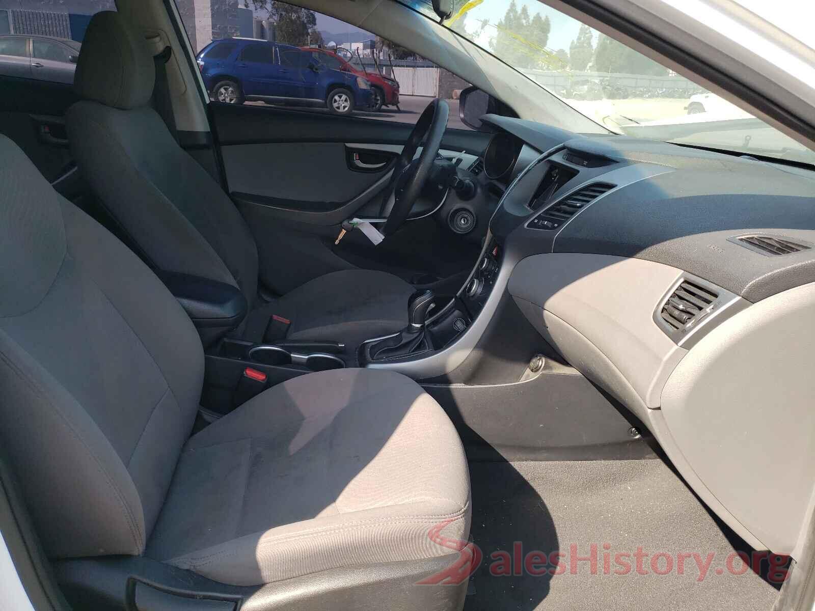 5NPDH4AE8GH701538 2016 HYUNDAI ELANTRA