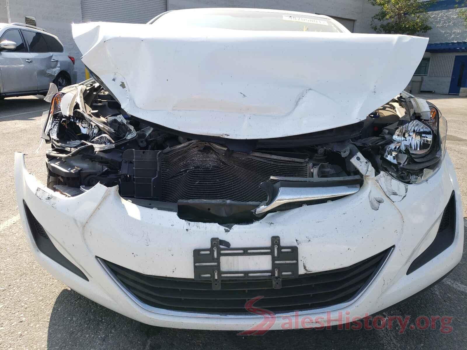 5NPDH4AE8GH701538 2016 HYUNDAI ELANTRA