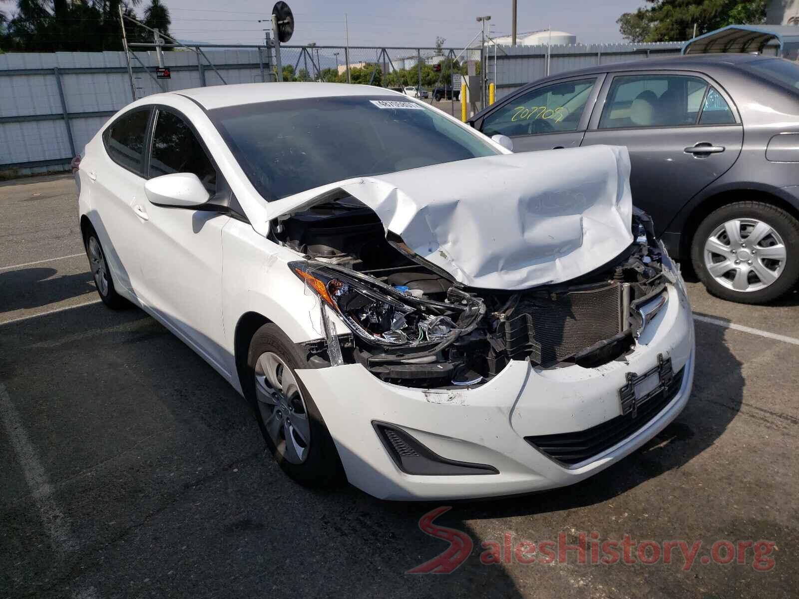 5NPDH4AE8GH701538 2016 HYUNDAI ELANTRA