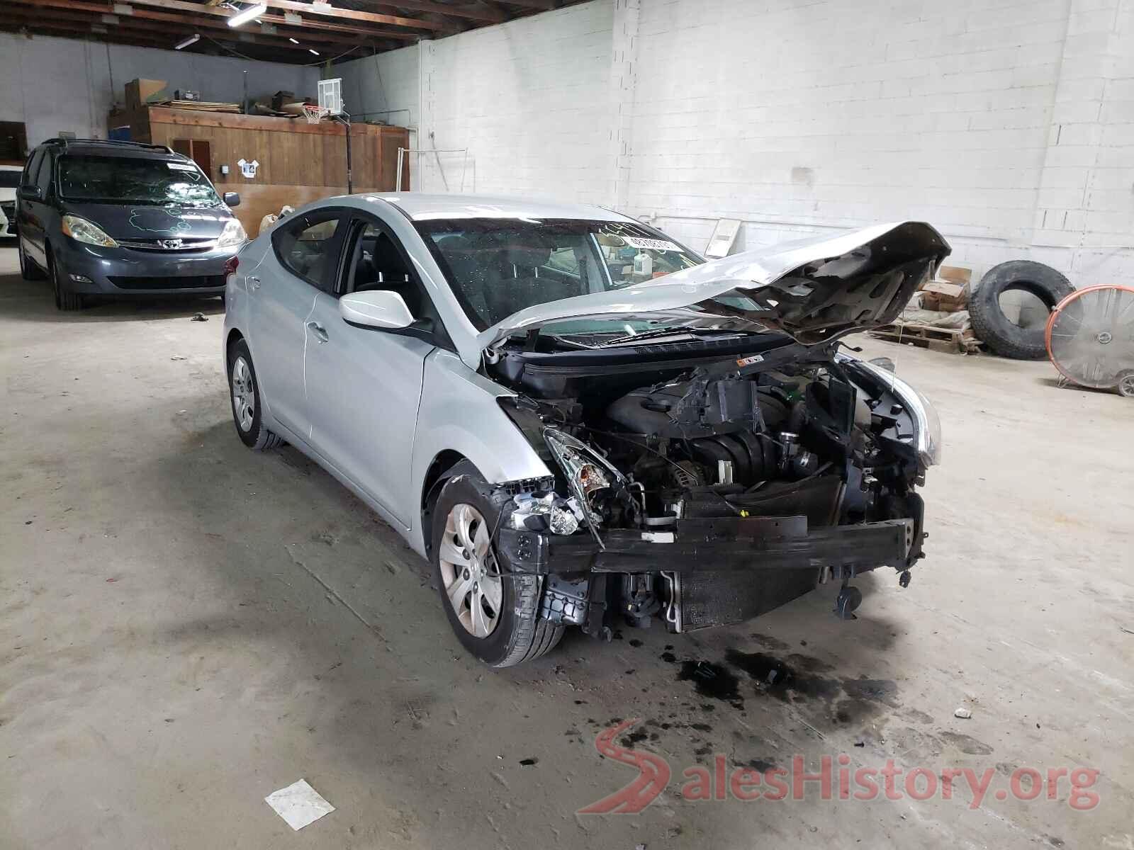 5NPDH4AE3GH735547 2016 HYUNDAI ELANTRA