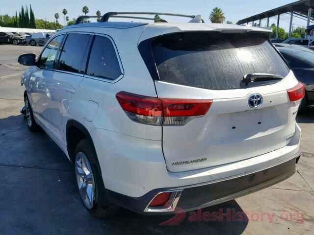 5TDDGRFH5KS069538 2019 TOYOTA HIGHLANDER