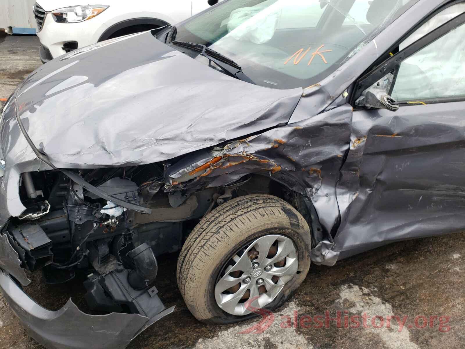 KMHCT5AE4HU305495 2017 HYUNDAI ACCENT