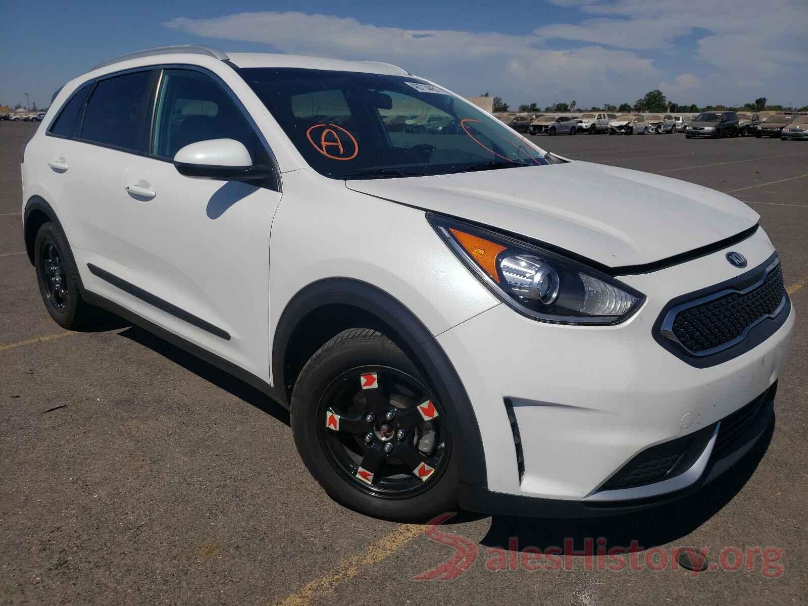 KNDCB3LC9H5048299 2017 KIA NIRO