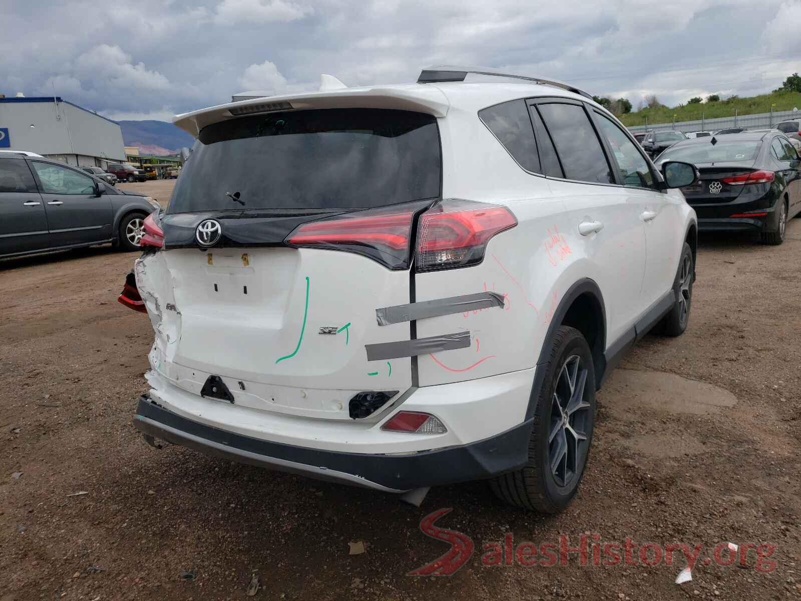 2T3NFREV9JW503679 2018 TOYOTA RAV4