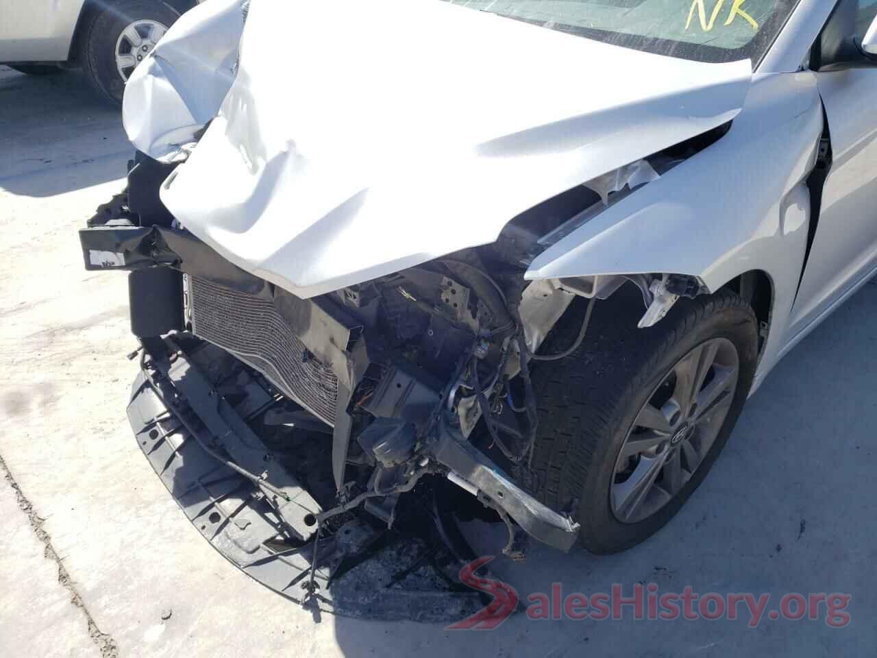 5NPD84LF4JH238469 2018 HYUNDAI ELANTRA