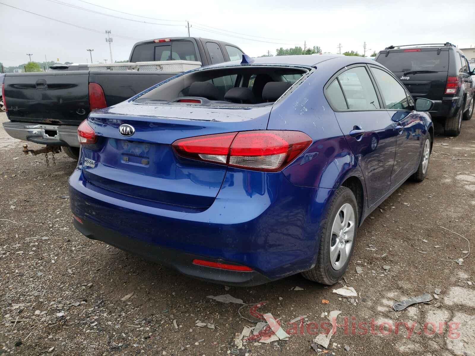 3KPFK4A77JE262274 2018 KIA FORTE