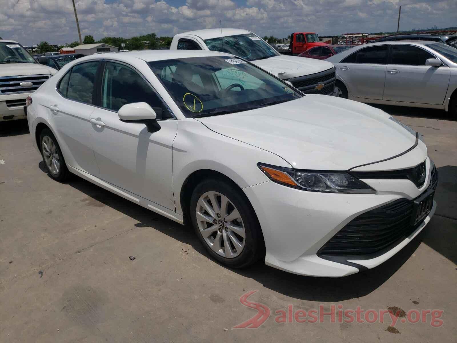 4T1B11HK5KU773247 2019 TOYOTA CAMRY