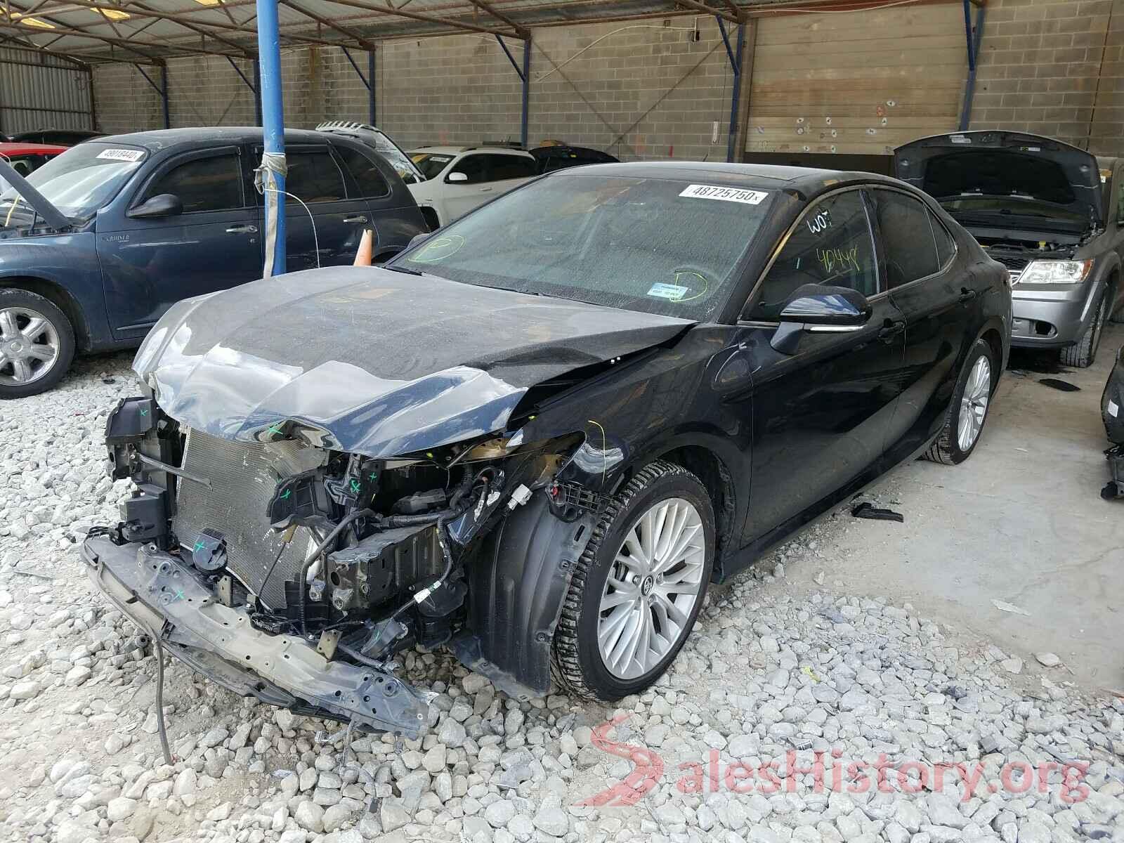 4T1B11HK1JU133972 2018 TOYOTA CAMRY