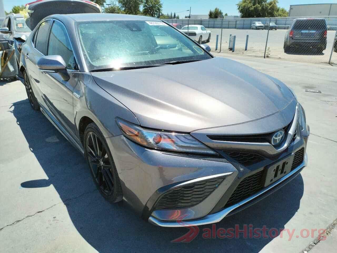 4T1K31AK6MU548732 2021 TOYOTA CAMRY