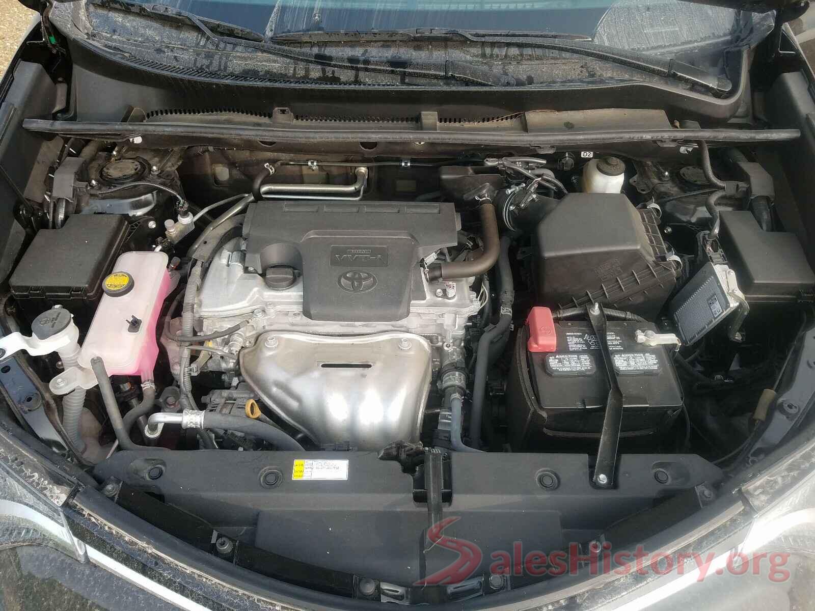 2T3RFREV8JW758695 2018 TOYOTA RAV4