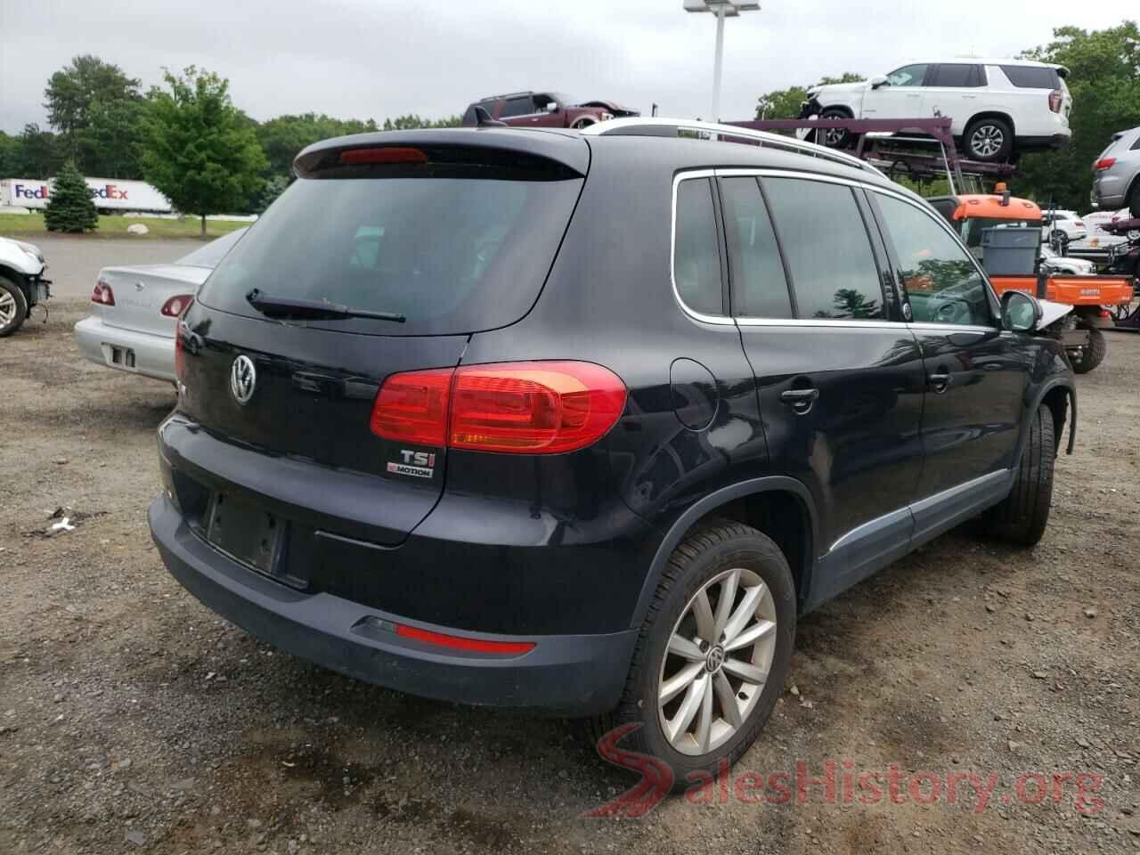 WVGSV7AX8HW512933 2017 VOLKSWAGEN TIGUAN