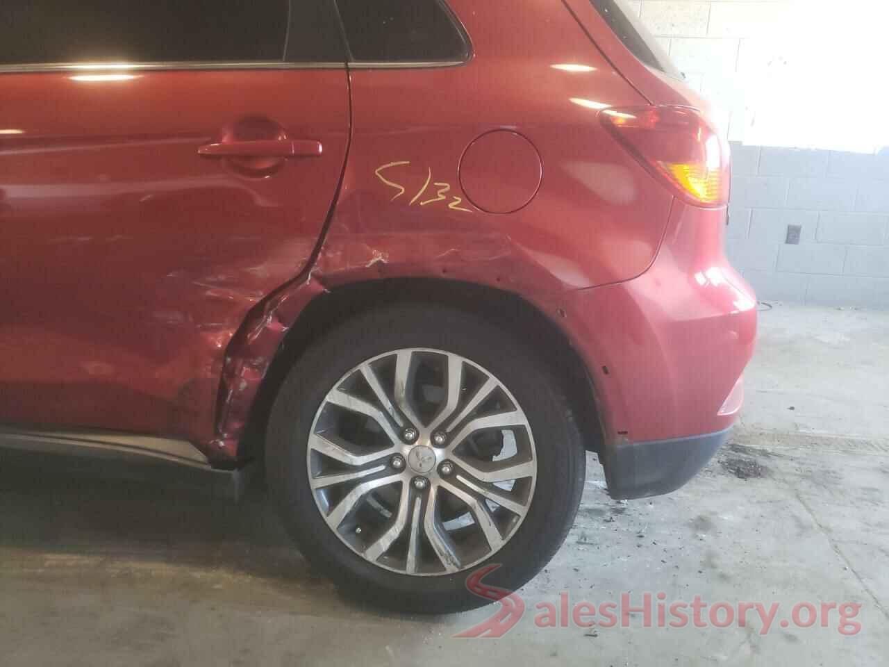 JA4AP4AW6JU000485 2018 MITSUBISHI OUTLANDER