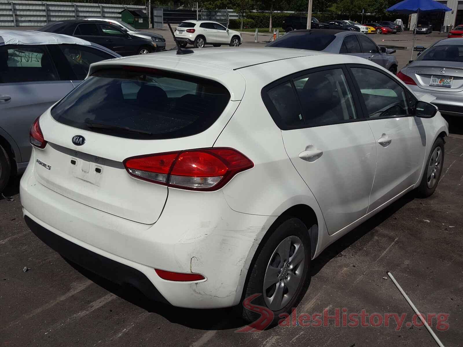 KNAFK5A82J5773768 2018 KIA FORTE