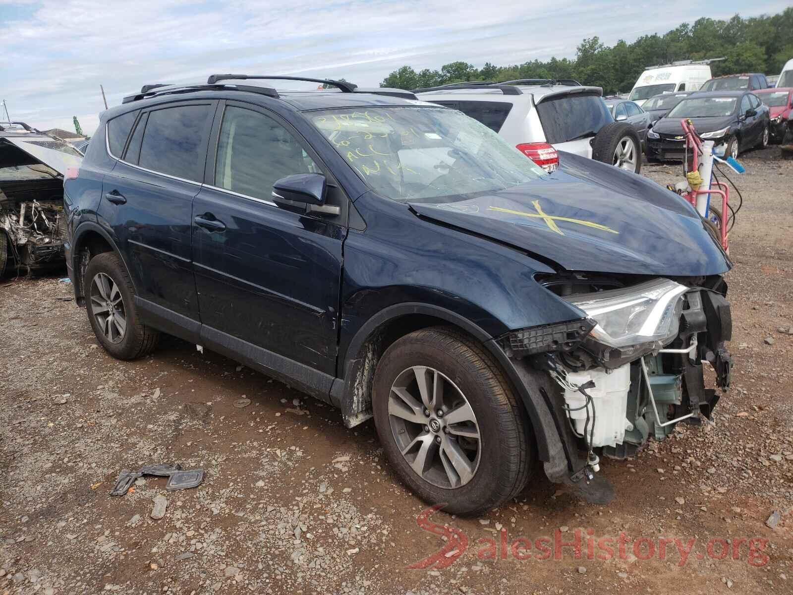 JTMRFREV1HJ133256 2017 TOYOTA RAV4