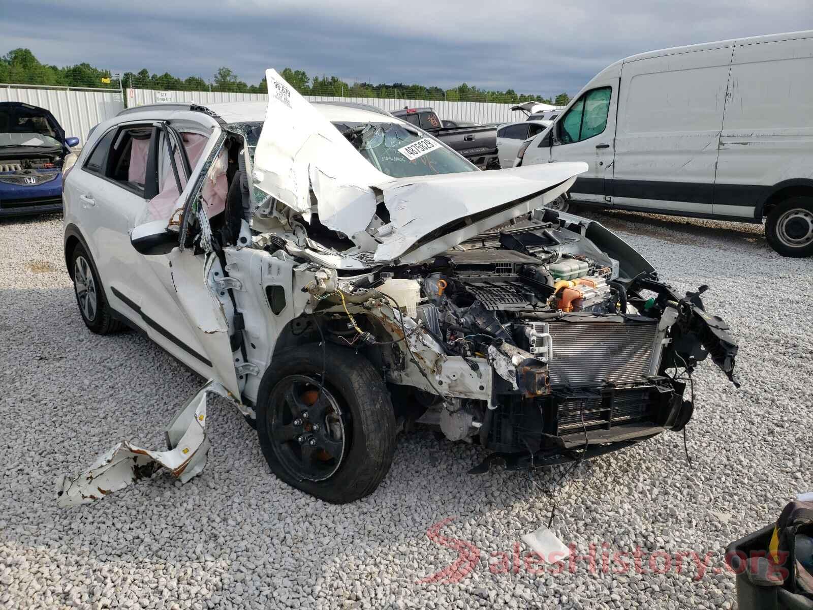 KNDCB3LC0K5246146 2019 KIA NIRO