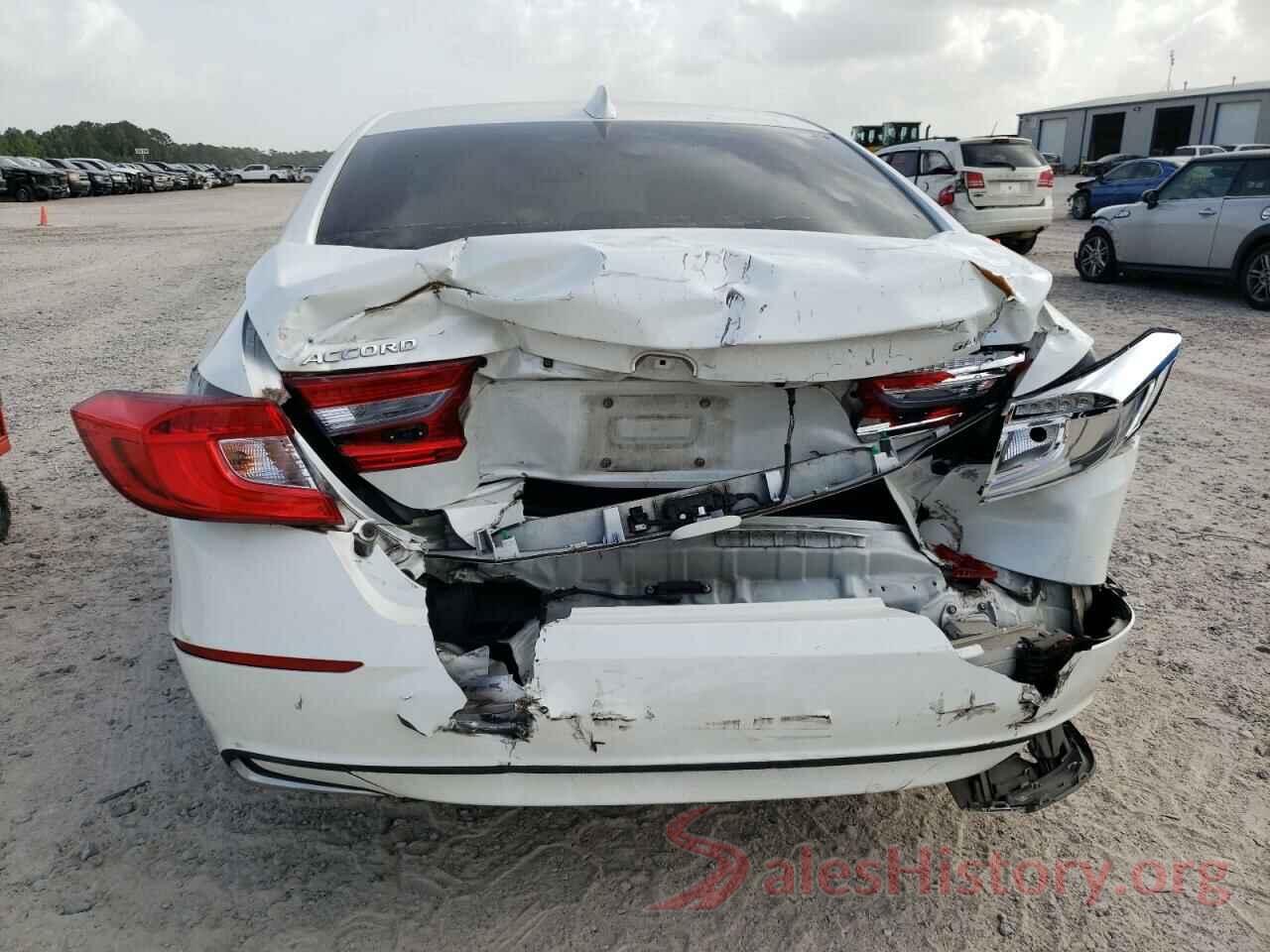 1HGCV3F5XJA005559 2018 HONDA ACCORD