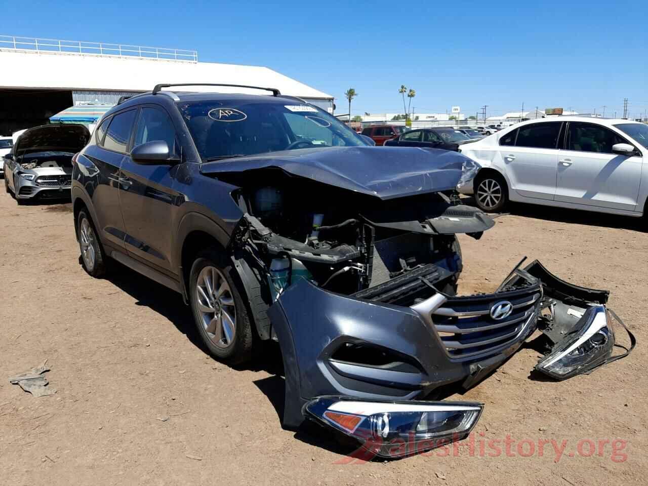 KM8J3CA43HU385178 2017 HYUNDAI TUCSON