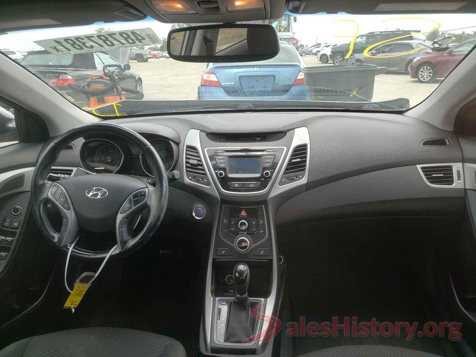 5NPDH4AE7GH765957 2016 HYUNDAI ELANTRA