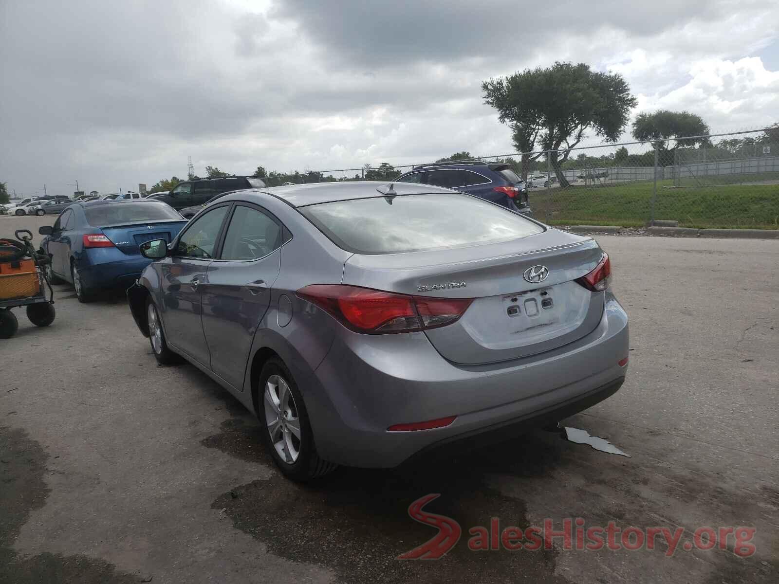 5NPDH4AE7GH765957 2016 HYUNDAI ELANTRA