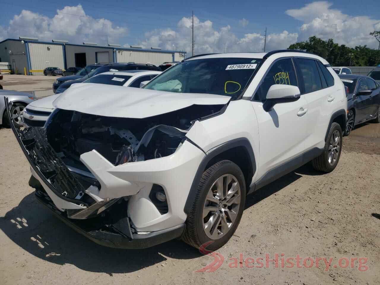 2T3A1RFV9LC071563 2020 TOYOTA RAV4