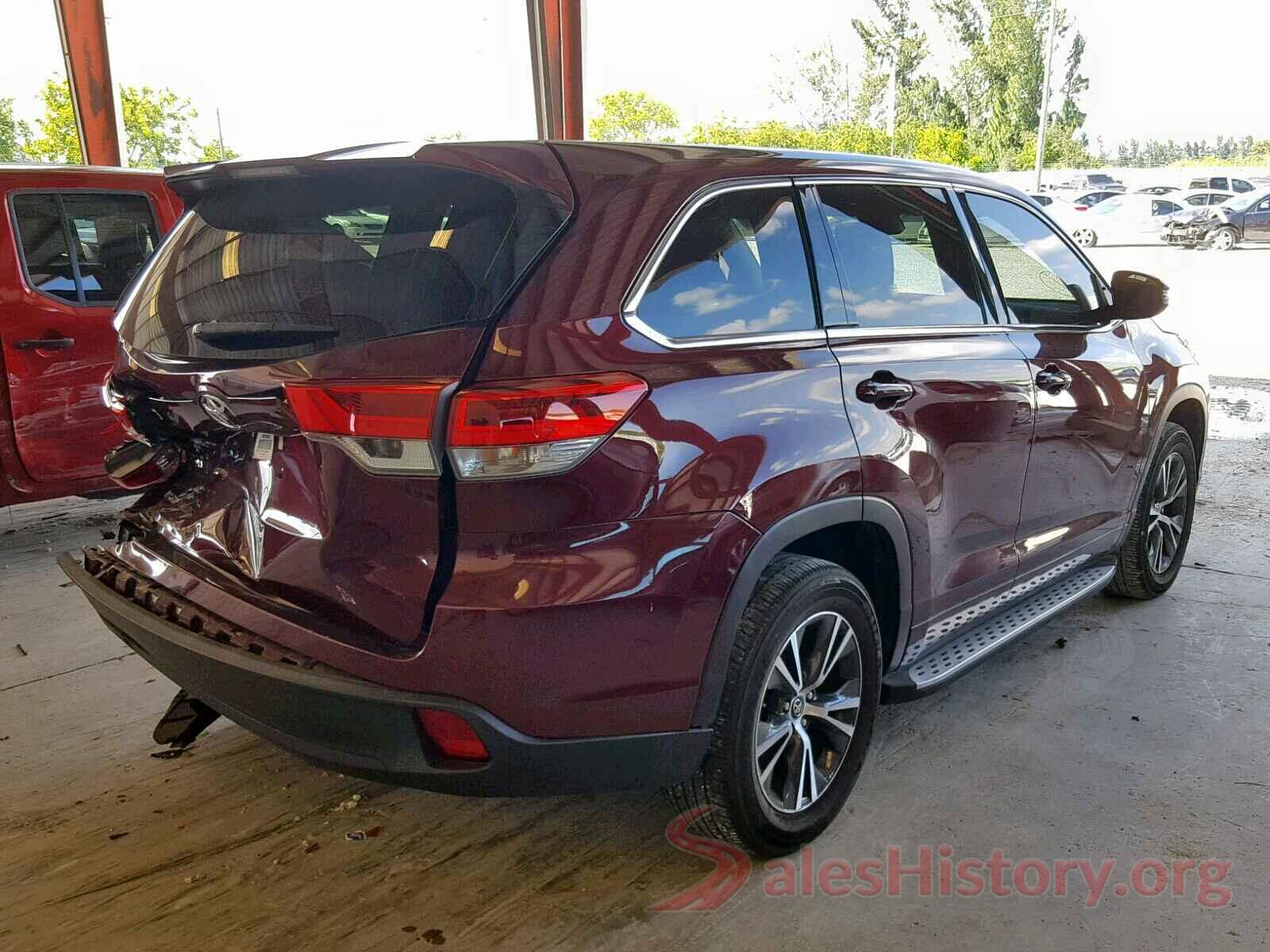 5TDZARFH3HS030463 2017 TOYOTA HIGHLANDER