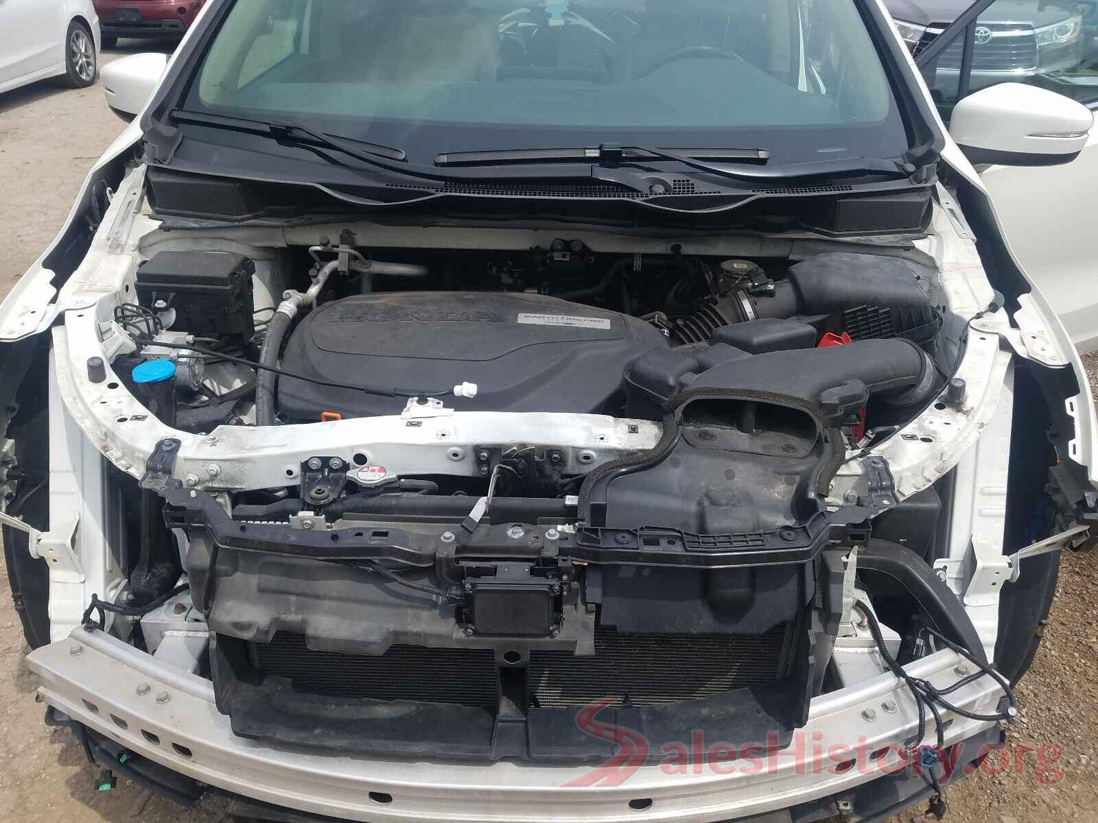 5FNRL6H75JB011047 2018 HONDA ODYSSEY