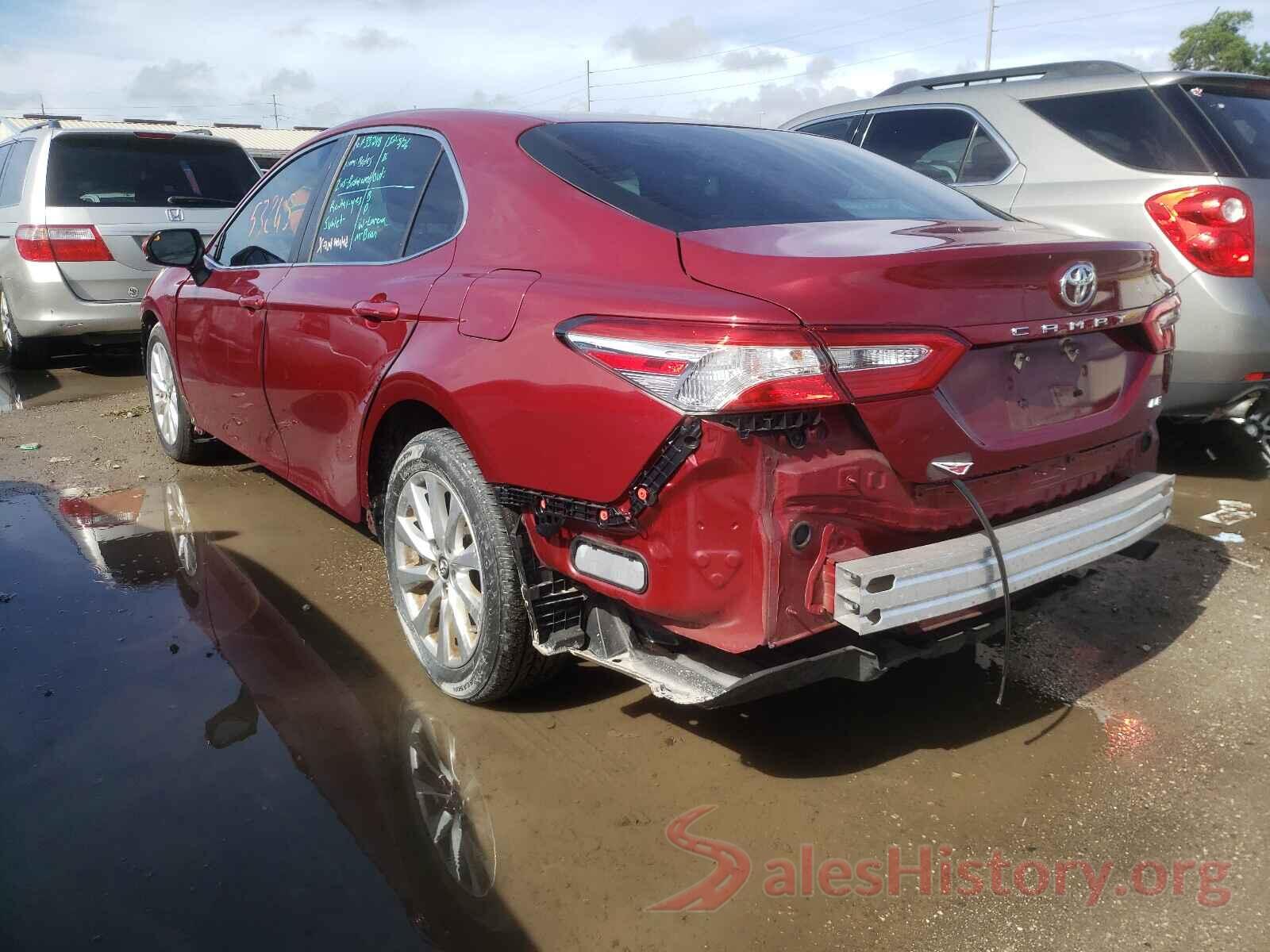 4T1B11HK8JU522933 2018 TOYOTA CAMRY