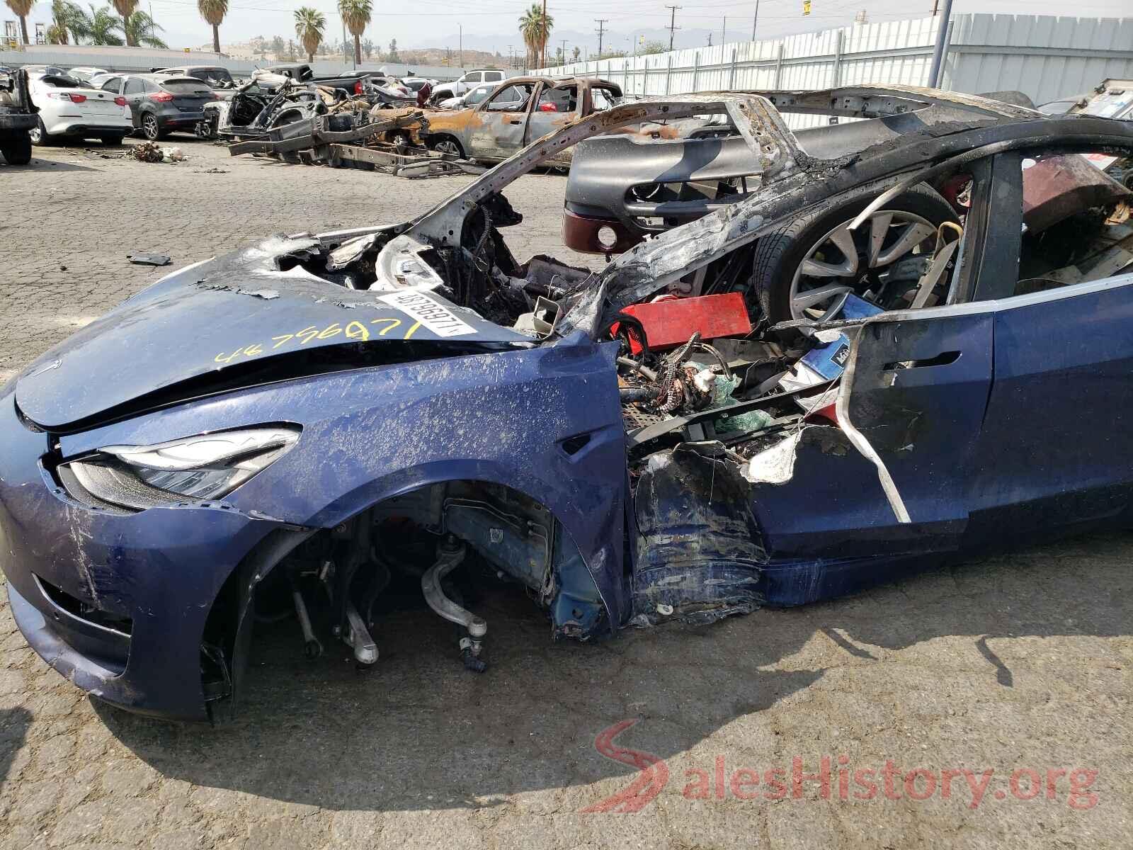 5YJ3E1EB2JF133831 2018 TESLA MODEL 3