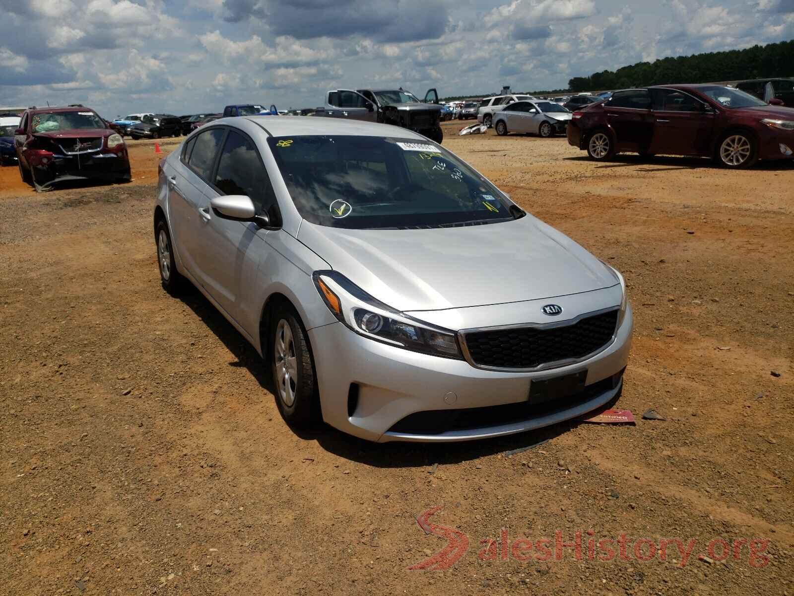 3KPFL4A7XHE111324 2017 KIA FORTE