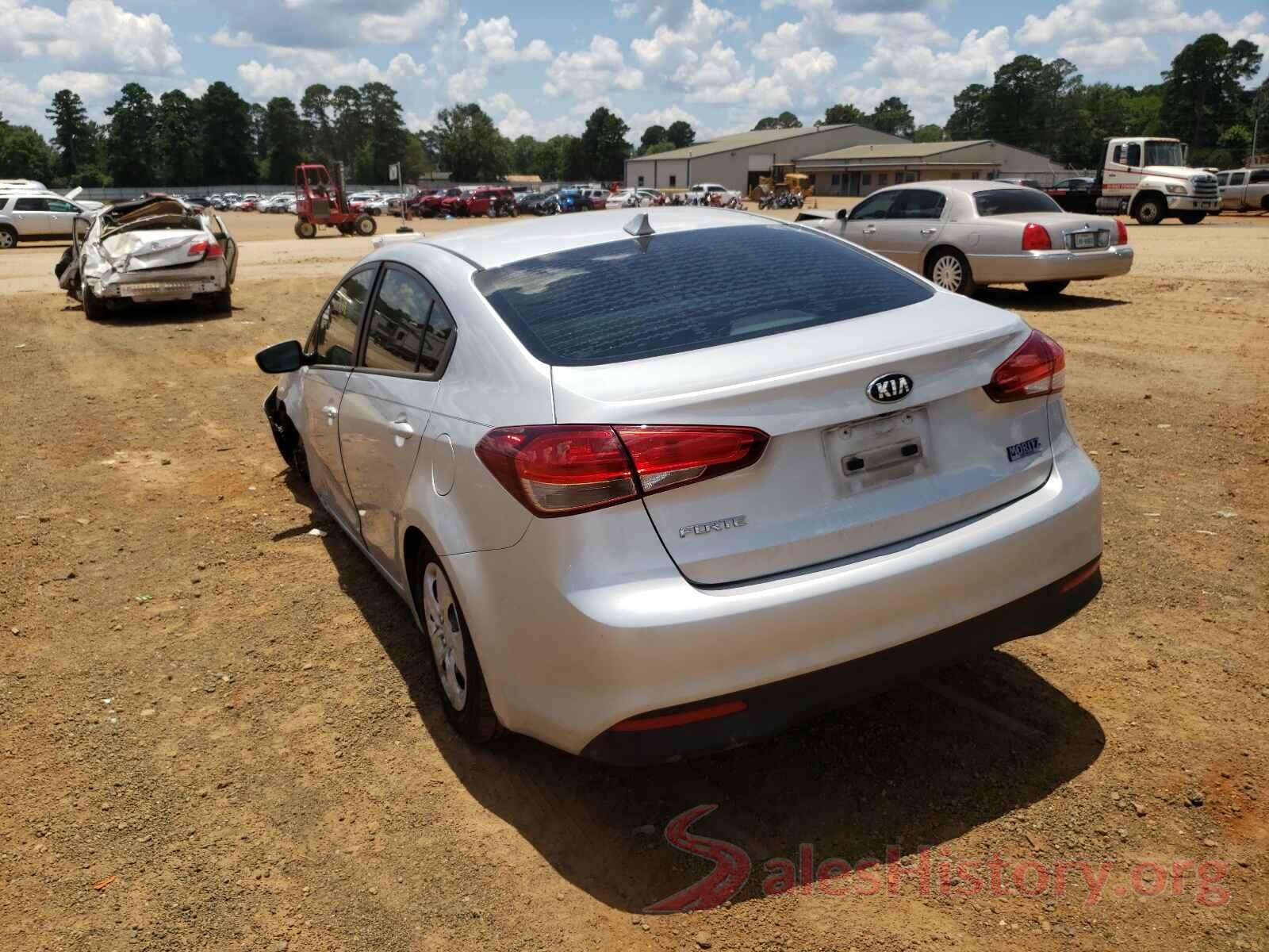 3KPFL4A7XHE111324 2017 KIA FORTE