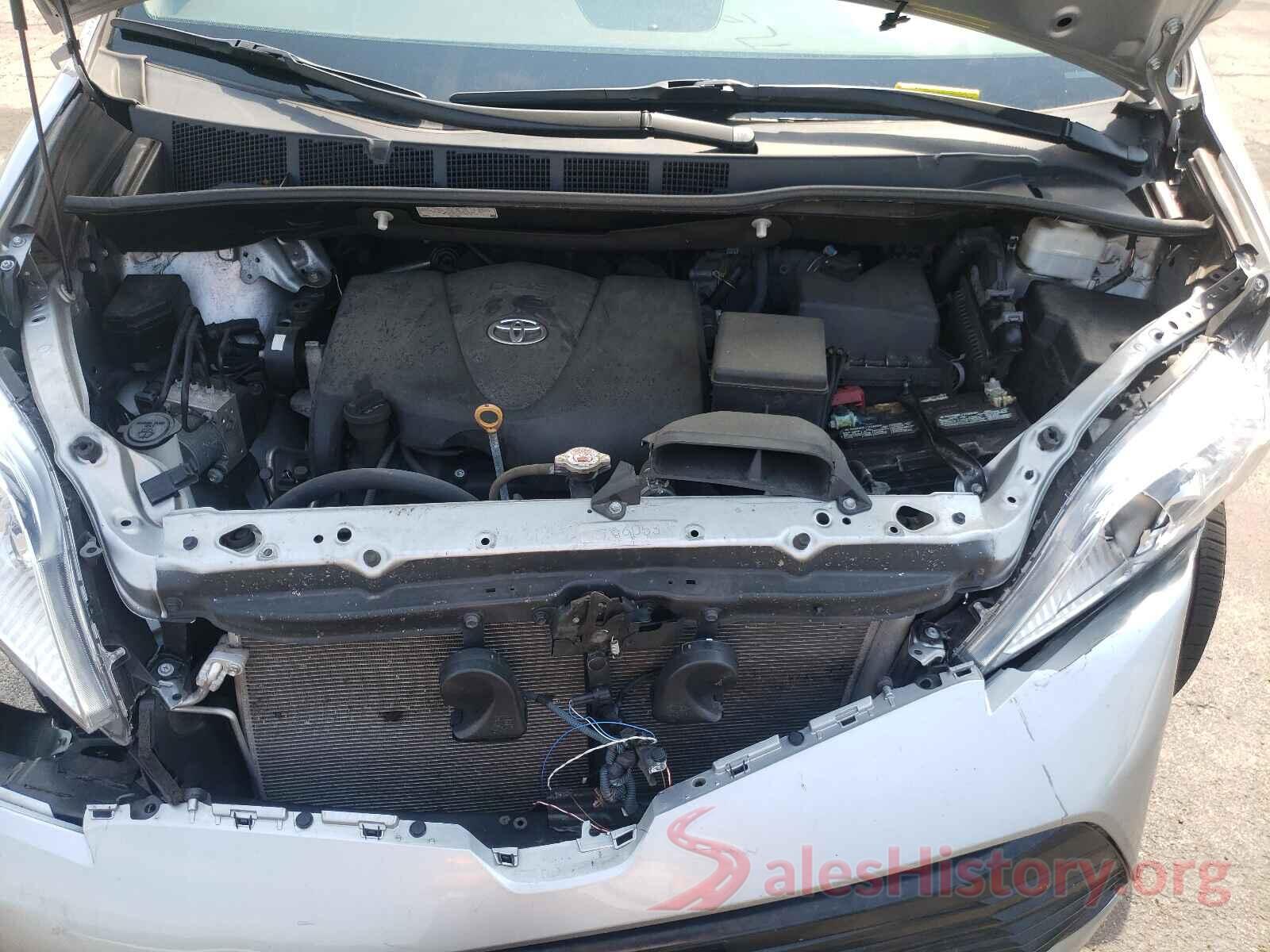 5TDKZ3DCXKS011818 2019 TOYOTA SIENNA