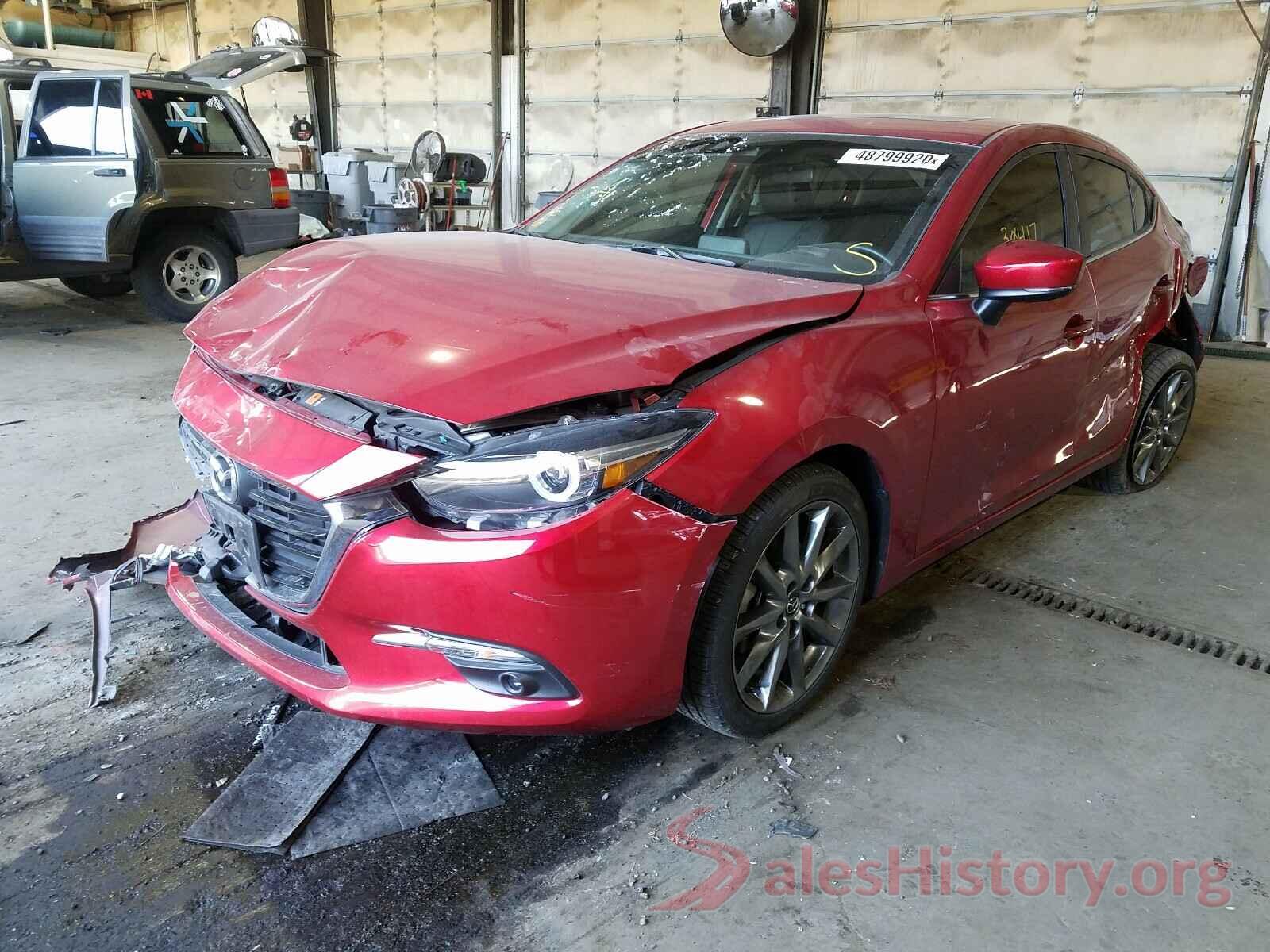 3MZBN1W32JM216901 2018 MAZDA 3