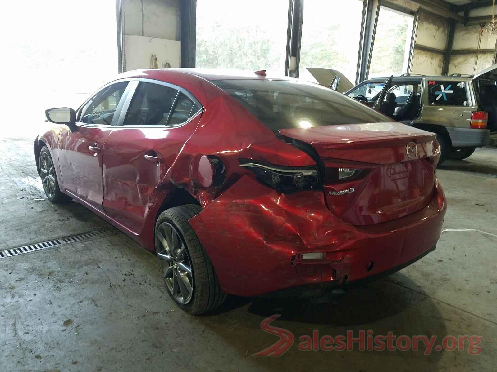 3MZBN1W32JM216901 2018 MAZDA 3