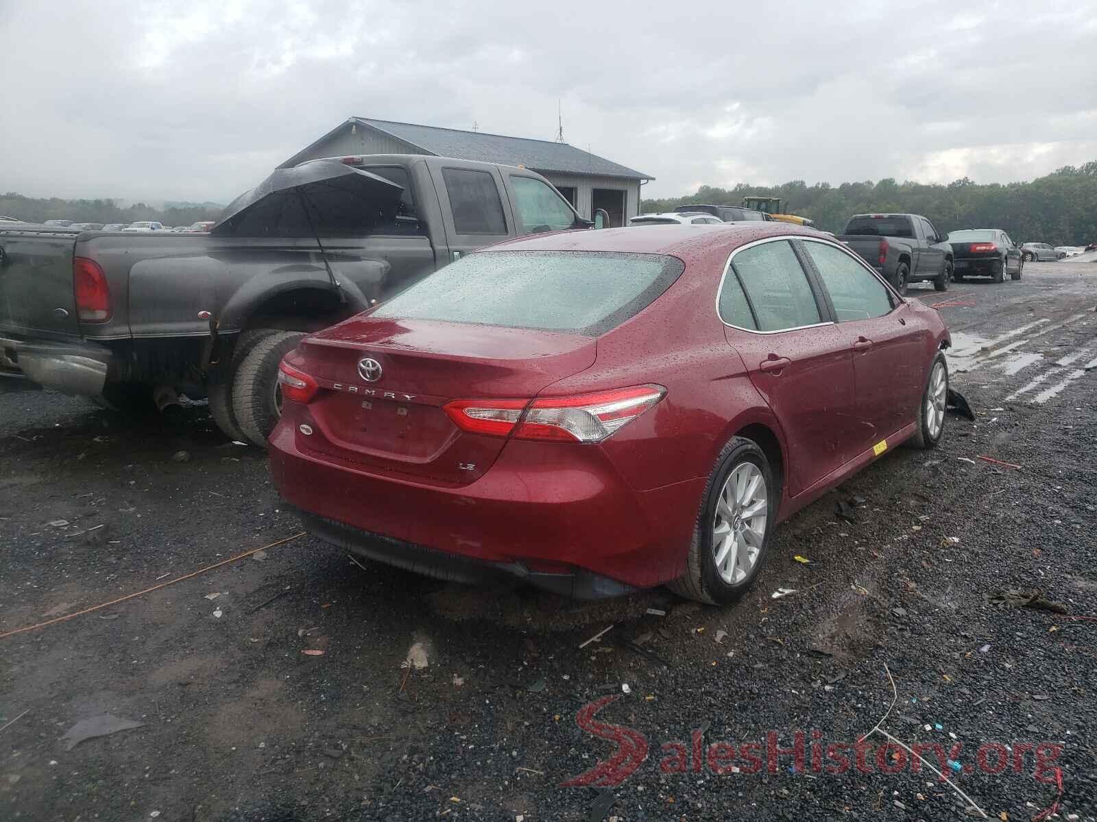 4T1B11HK2JU539274 2018 TOYOTA CAMRY