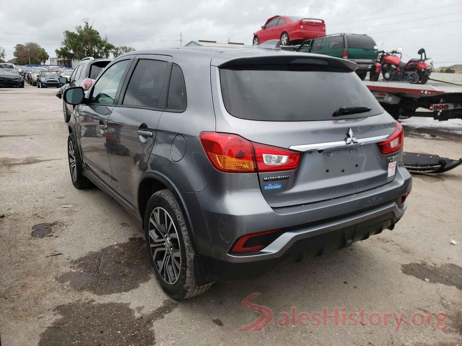 JA4AP3AUXJU023745 2018 MITSUBISHI OUTLANDER